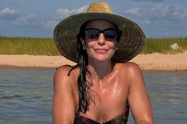 Imagem de Ivete Sangalo brinca sobre vida de solteira durante preparação para show em Porto Alegre