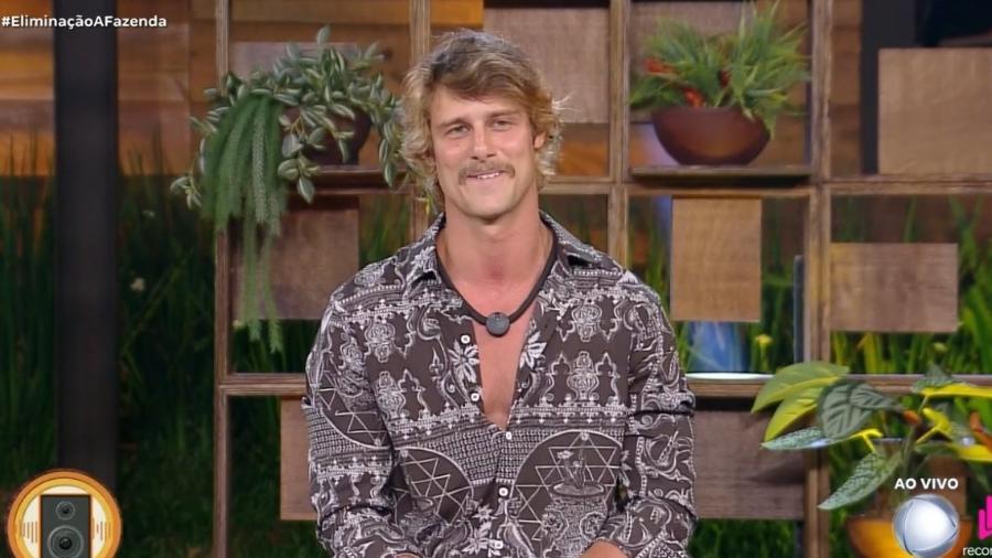 Imagem de Matheus Martins é eliminado de A Fazenda 17 após disputa acirrada na roça