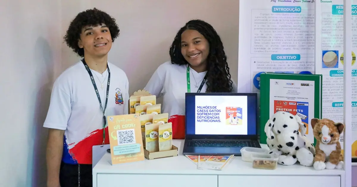 Imagem de Estudantes de Boquira criam Whey Protein exclusivo para cães e gatos